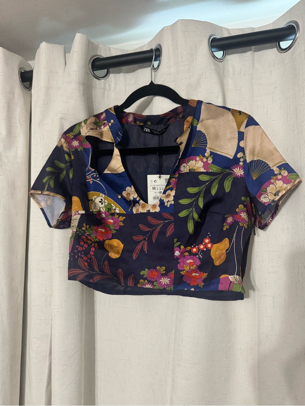 ZARA Navy Floral Patchwork Crop Top with cutout design. NWT